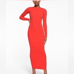 SKIMS Fits Everybody Crew Neck Long Sleeve Maxi Dress Medium Poppy Bodycon